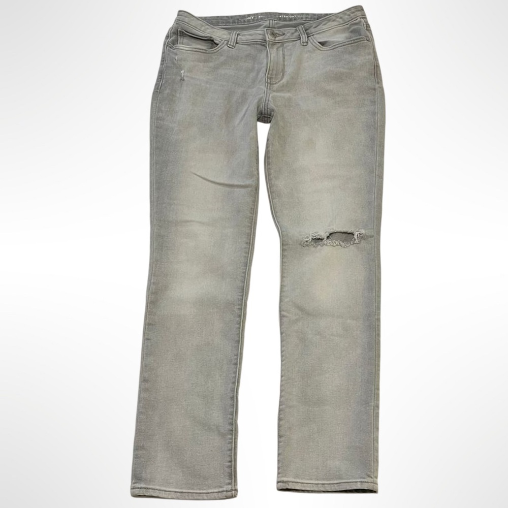 EUC Old Navy Boyfriend Straight Fit Jeans. Low Rise. Faded Gray. Size 8.